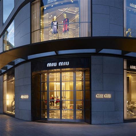 miu miu düsseldorf königsallee|Neuer Miu Miu Store in Düsseldorf .